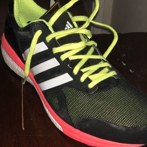 *NEW* Adidas Athletic Shoe